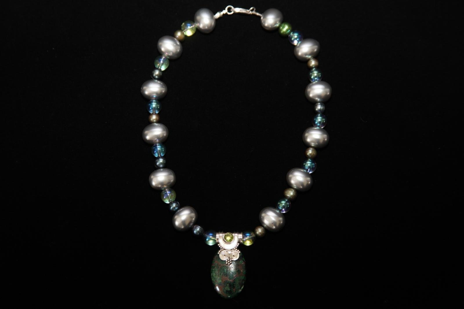 Elegant beaded necklace with pearls, clear crystals, and an oval green gemstone pendant – Perles Custom Jewelry NYC